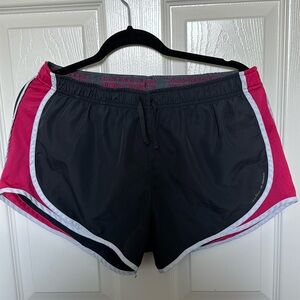 Calvin Klein Performance Quick Dry Running Shorts (Large)